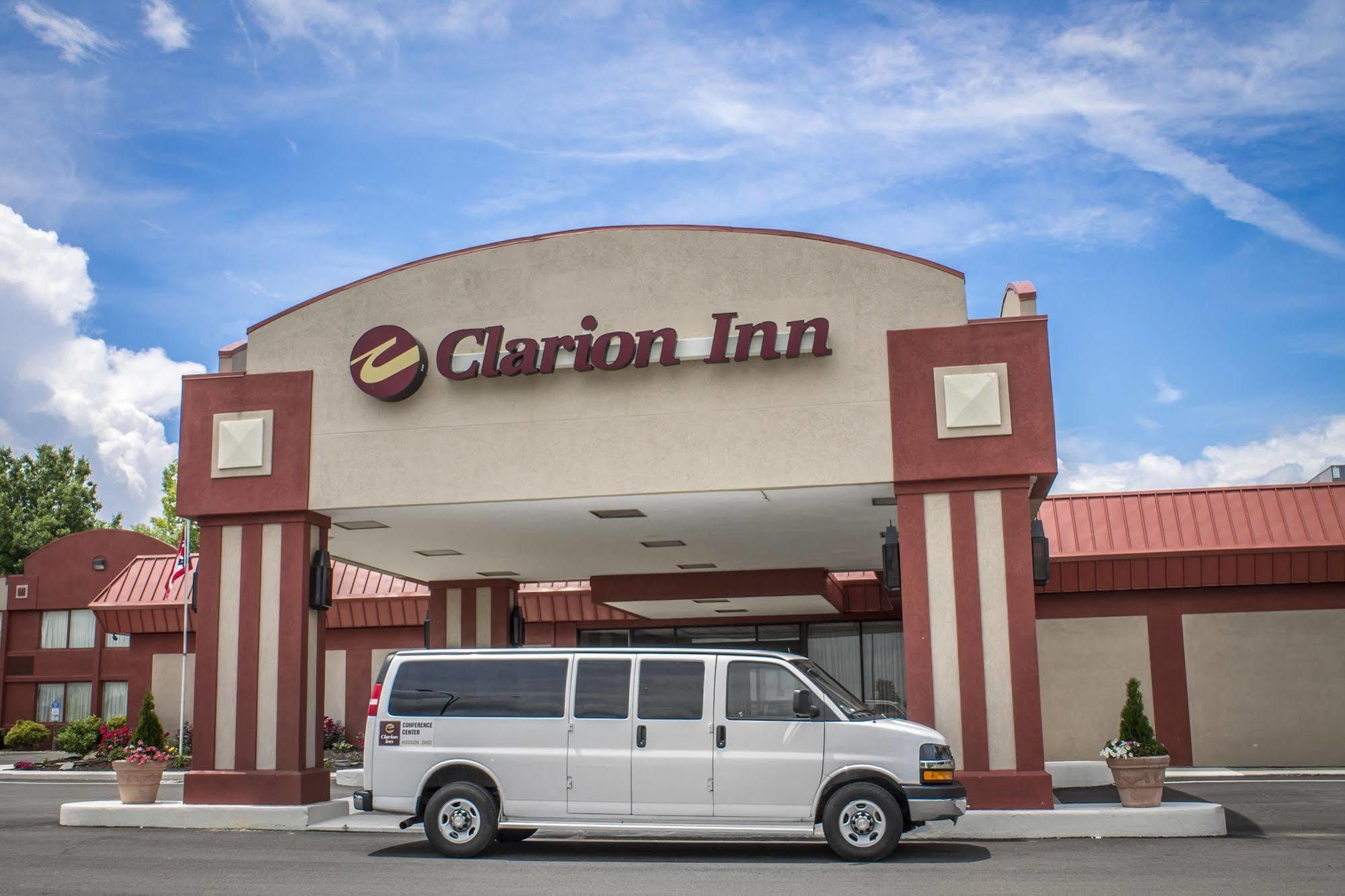 Norwood Inn Hudson Экстерьер фото